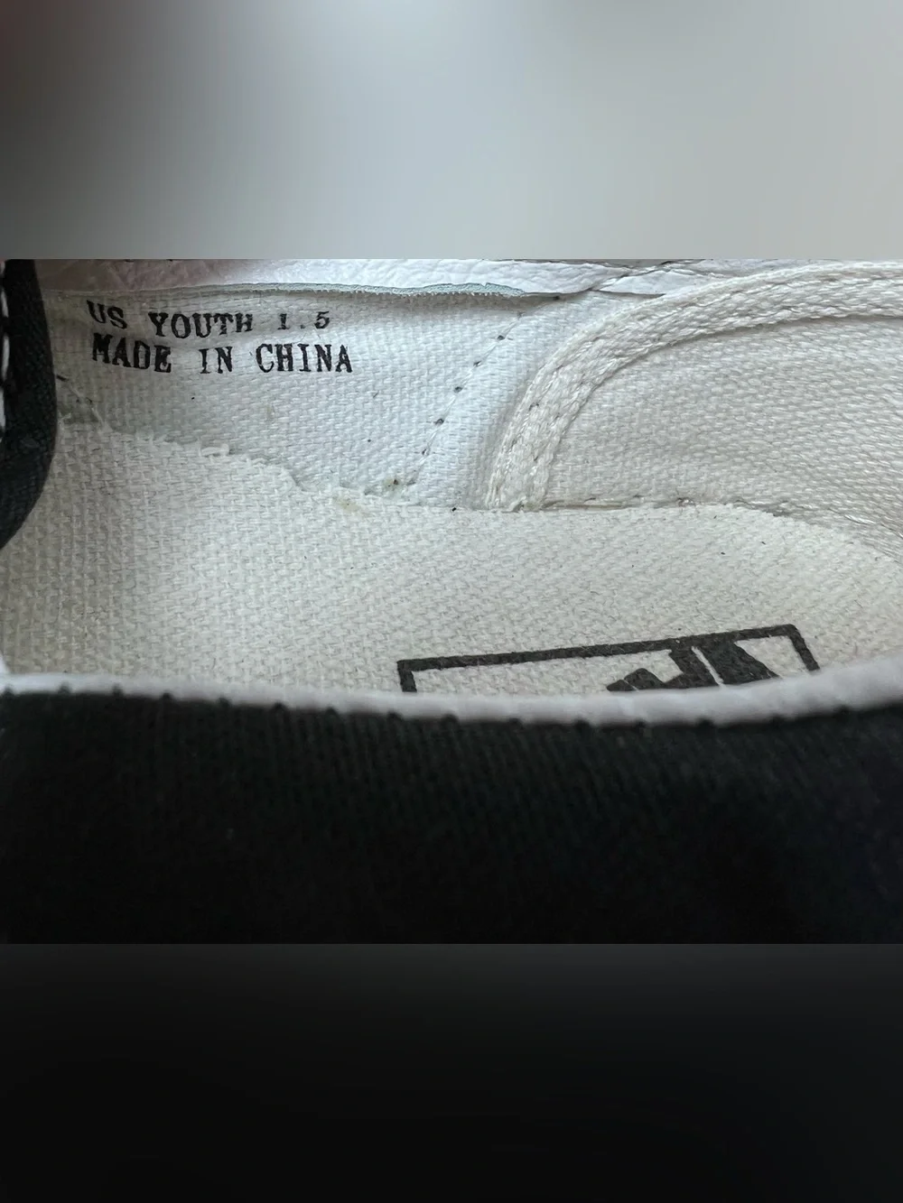 Vans Kids Classic Slip-On Checkered Snowman Pattern Sneakers NWT Size 1.5